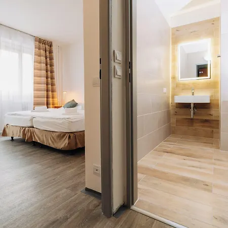 Marttel 3* Karlovy Vary