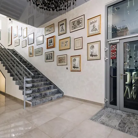 Hotel Marttel 3*