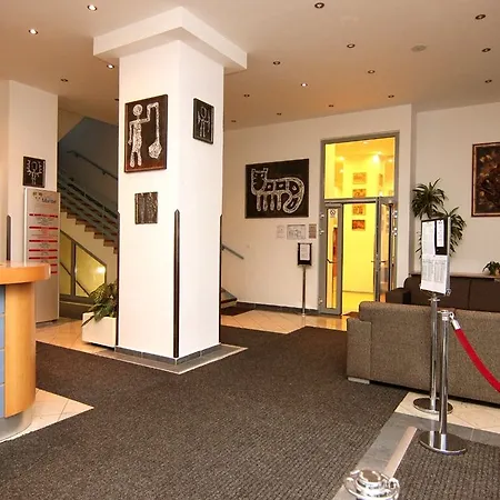Hotel Marttel 3*
